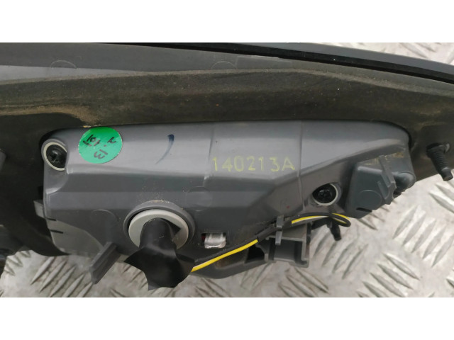 Задний фонарь правый 68102920AC    Jeep Cherokee   2013-2020 года