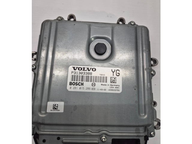 Блок управления двигателя P31303388, 1039S33755   Volvo V70
