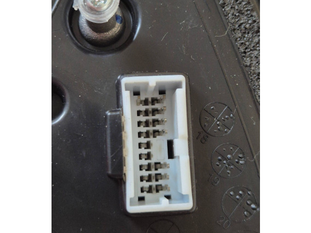 Зеркало электрическое        KIA Xceed  2019 -  года   