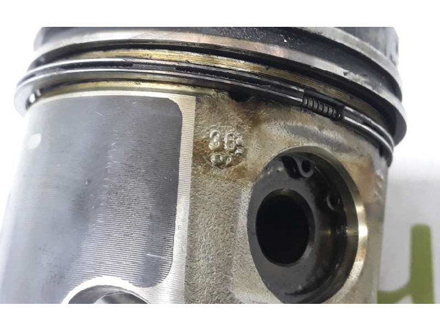 Píst 7701474884, 7701474884 Renault Megane II