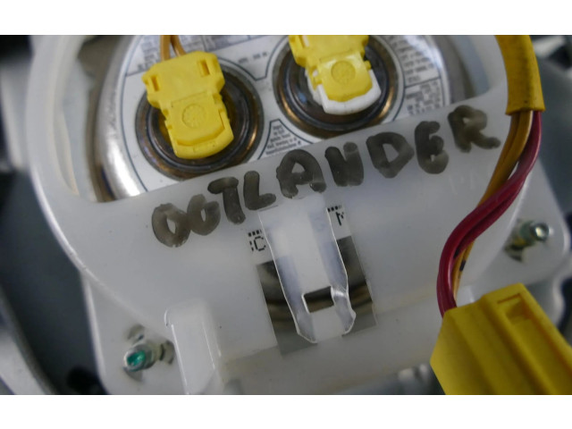 Подушка безопасности водителя 7030A088XA Mitsubishi Outlander