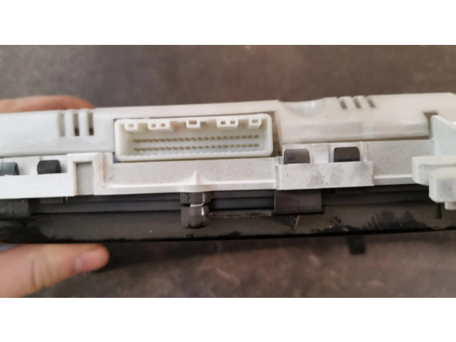 Přístrojová deska Toyota Corolla E120 E130 2006 8380012E10, 2574206300