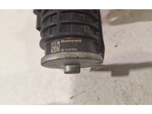 Турбина Citroen C3 Aircross 9825982080 для двигателя HN05