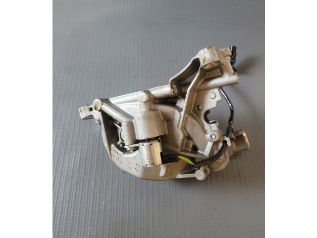 Масляный насос   32140128, 32298530  Volvo V90 Cross Country 