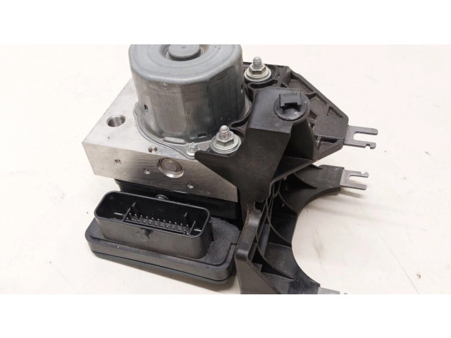 Jednotka ABS A0004313900 Mercedes-Benz GLA W156 2019