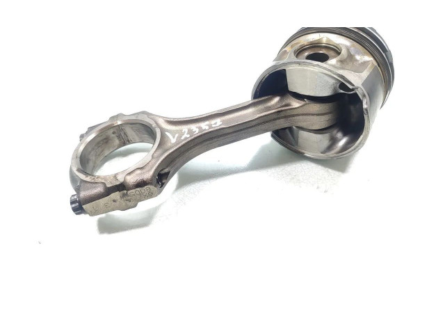 Поршень с шатуном 2AD-FHV Lexus IS 220D-250-350