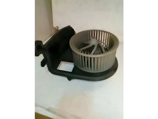 Вентилятор печки    127121200   Renault Clio II