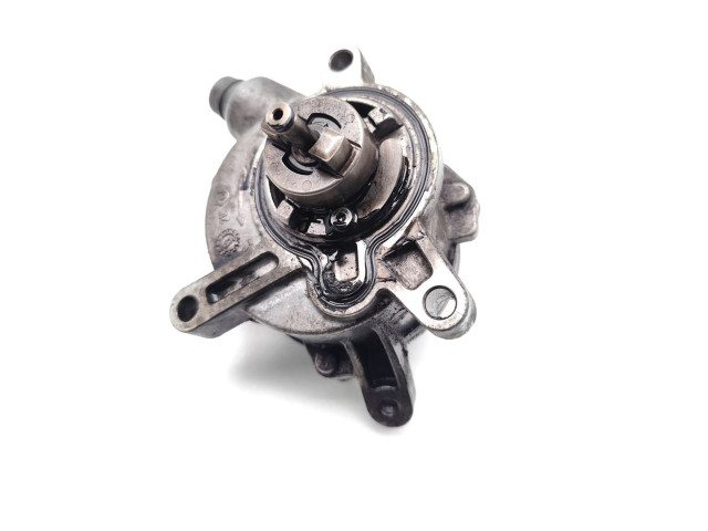 Вакуумный насос 30731825   Volvo XC90