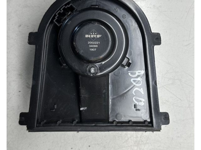 Вентилятор печки    2002221   Volkswagen Bora