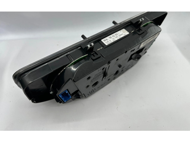 Přístrojová deska  Volkswagen Sharan 2009 7M3920920L, 030709025L  