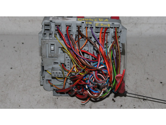 Блок предохранителей Alfa Romeo Giulietta