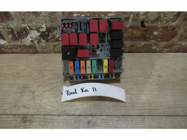 Блок предохранителей  51781452   Ford Ka    