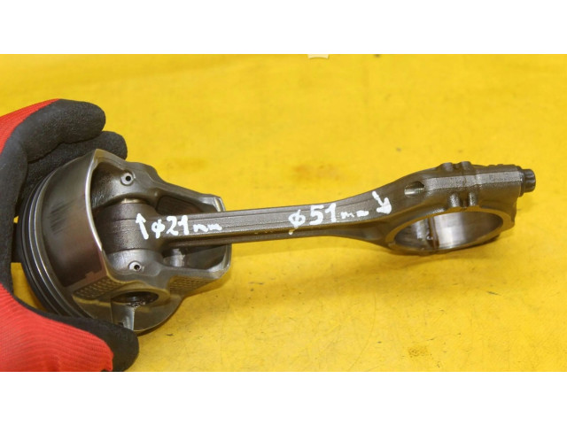 Поршень с шатуном 4J11 Mitsubishi Outlander