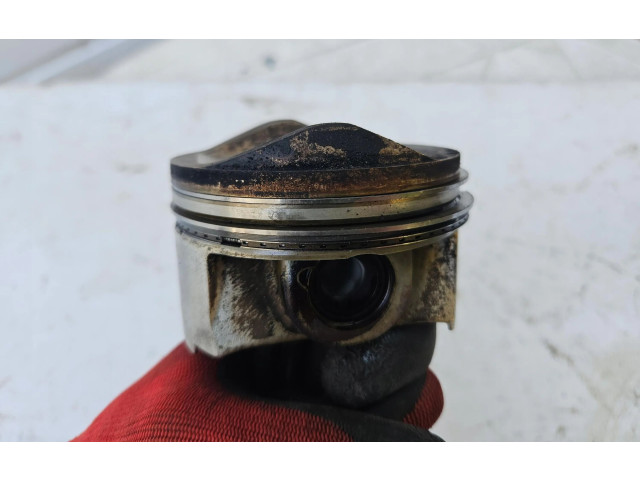  Поршень с шатуном  065DN  Audi A6 C7  