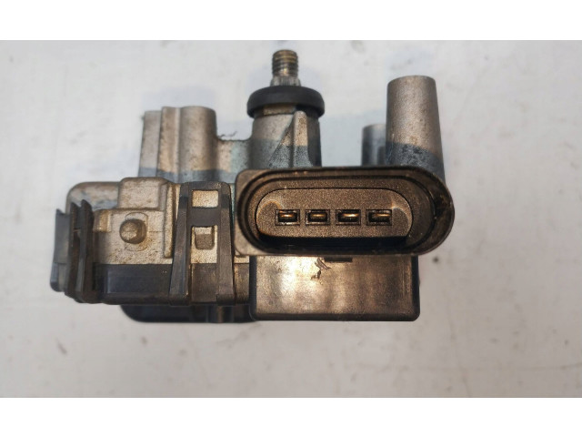 Моторчик дворников Audi A4 Allroad