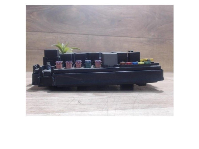 Блок предохранителей 8231009200, 8231009200 SsangYong Actyon