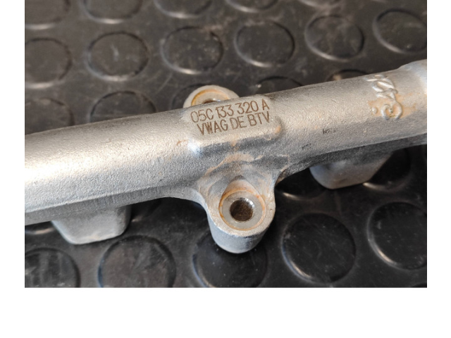 Топливная рампа 05C133320A   Skoda Kamiq   для двигателя DLAA