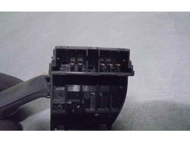 Ручка стеклоочистителей 7700832722   Renault Twingo I