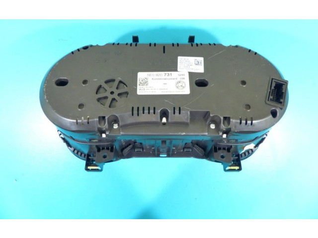 Панель приборов 5E0920731, IMPRK1234703   Skoda Octavia Mk3 (5E)       