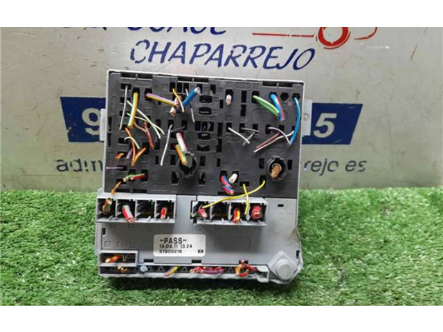 Блок предохранителей 51905216, 51905216 Citroen Nemo