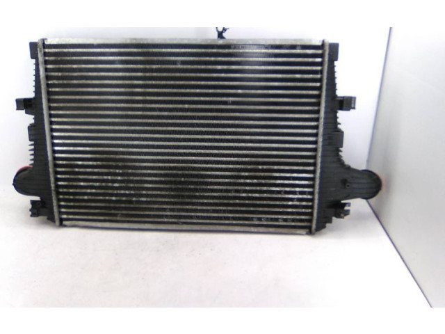 Интеркулер 50507299 Alfa Romeo 159