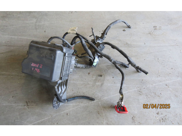 Блок предохранителей 9671924480 Peugeot 2008 I