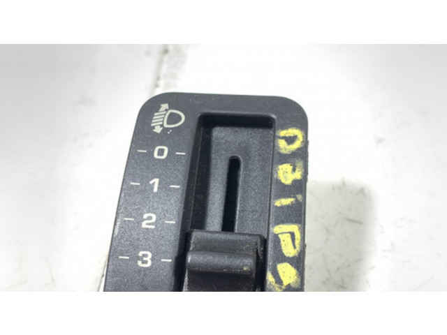 Включатель регулировки высоты фонарей