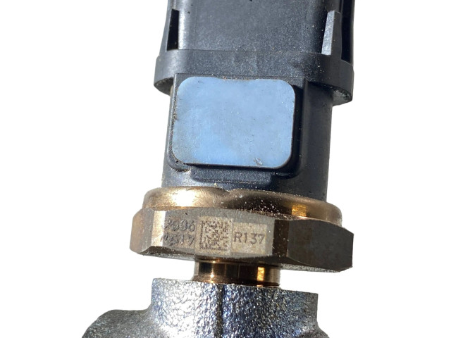 Vstřikovací lišta 01ND05K31A, R137 Subaru Outback (BT)