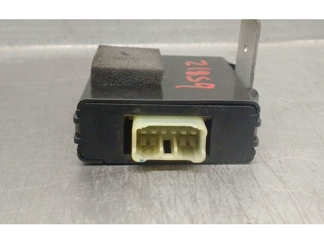 Блок предохранителей 0773001912, DENSO Mitsubishi Space Wagon