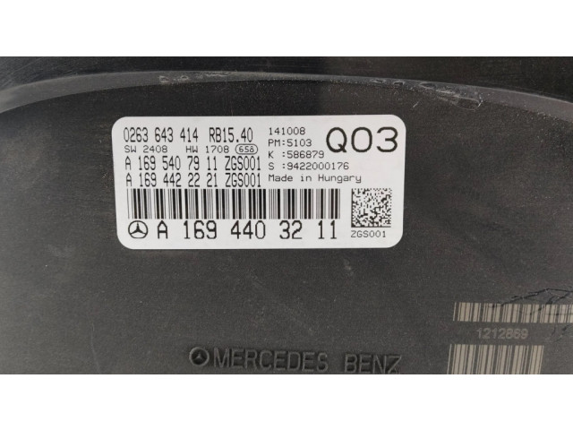 Панель приборов A1694403211, A1695407911   Mercedes-Benz B W245       