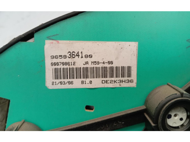 Přístrojová deska Citroen Berlingo 9659364180