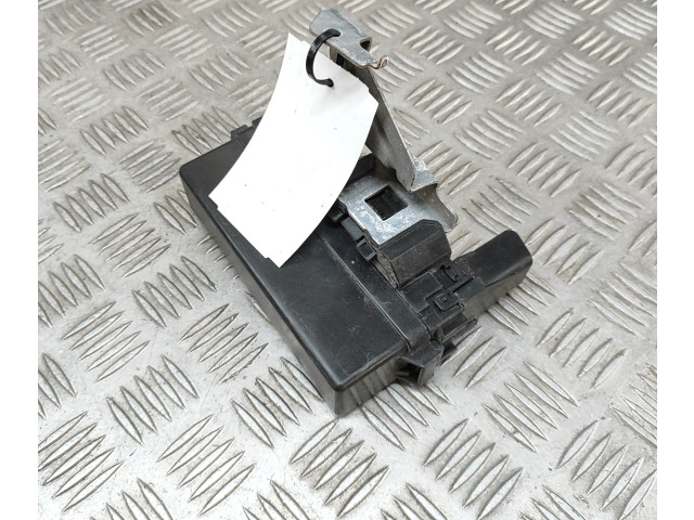 Pojistková skříňka 7154713830, 24382EG002 Nissan Juke II F16 2019