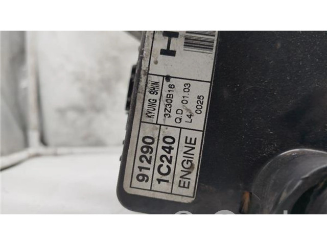 Блок предохранителей 3Z30B16 Hyundai Getz