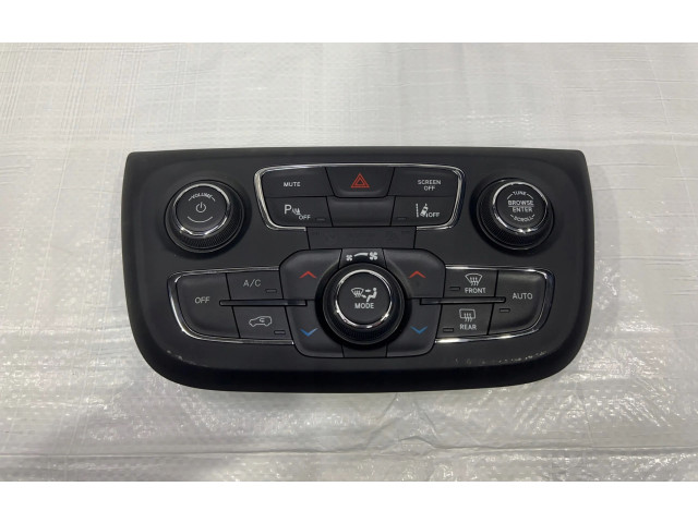 Блок управления климат-контролем    Jeep Compass