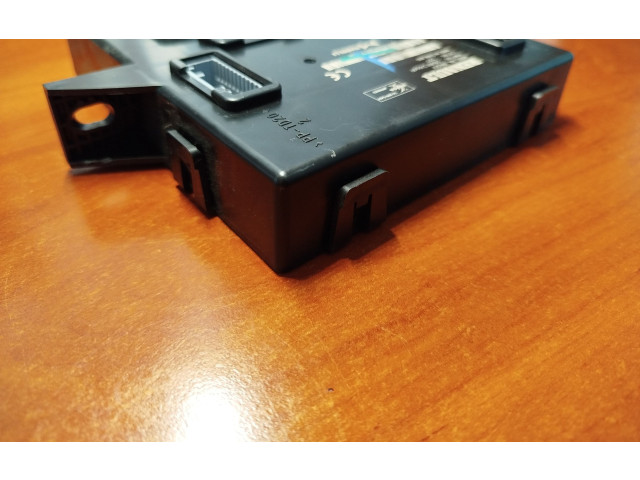 Блок комфорта 284B12466R, BR001   Renault Trafic III (X82)   