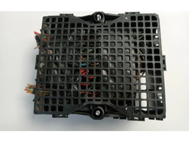 Блок предохранителей C5FG2570E, C5FG2570E   Ford Transit -  Tourneo Connect    