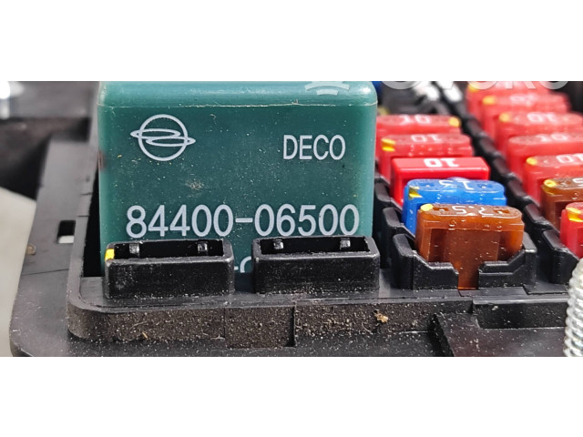 Блок предохранителей 8212031580, 844006500 SsangYong Actyon