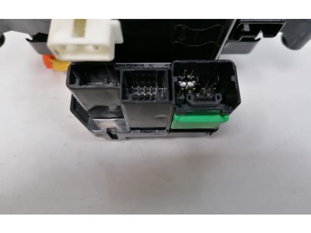 Руль Mitsubishi Outlander 2013 - 2021 года 8617A013