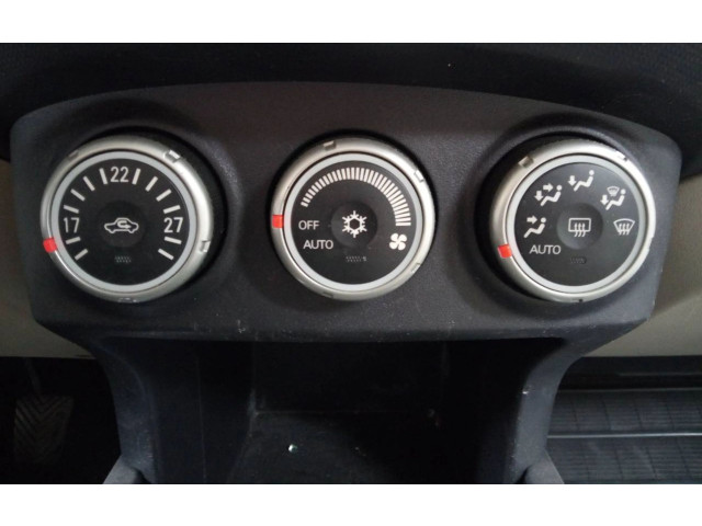 Блок управления климат-контролем    Mitsubishi Outlander