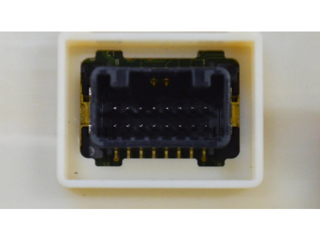 Включатель регулировки салона