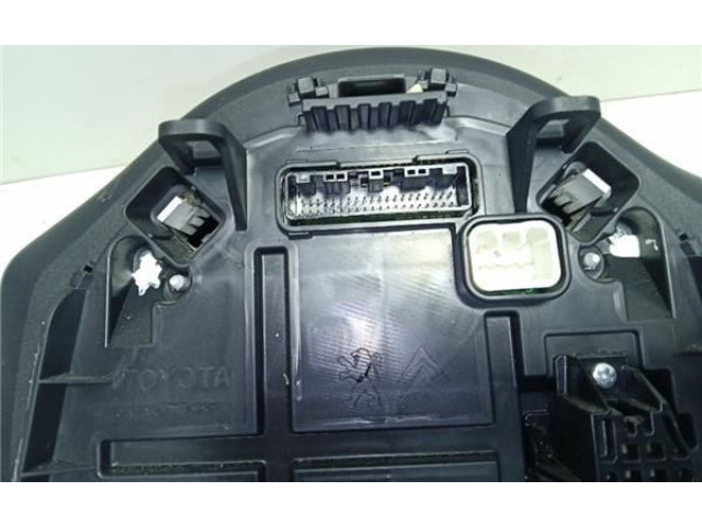 Панель приборов 769167300U   Peugeot 108       