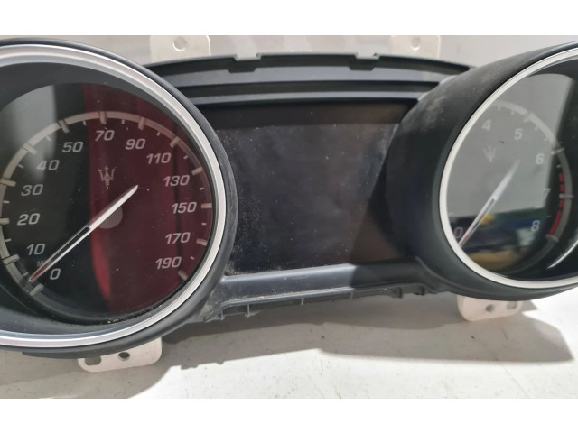 Přístrojová deska Maserati Levante 2019 5550102919, 670106463