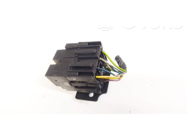 Блок предохранителей  9620220980, 29201043   Fiat Ulysse    