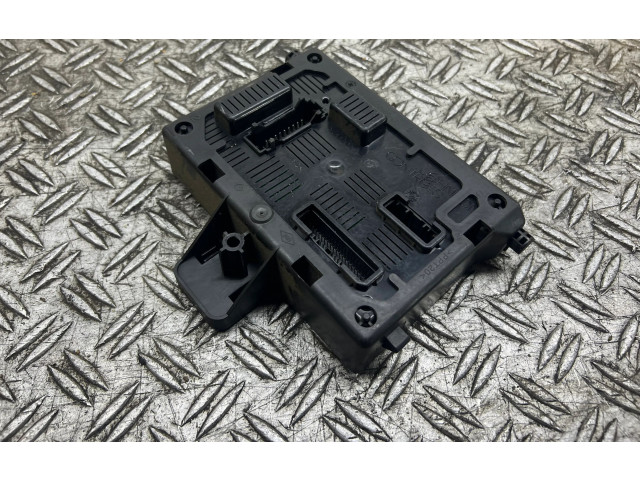 Блок комфорта 8201054128   Renault Clio III   