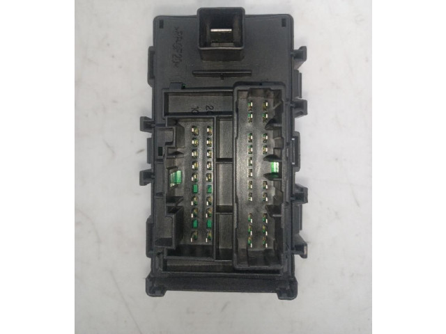 Блок предохранителей 9195-00000   KIA Ceed    