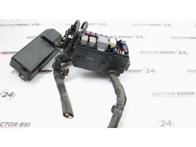 Блок предохранителей 7154875530, 82661B1030   Daihatsu Sirion    