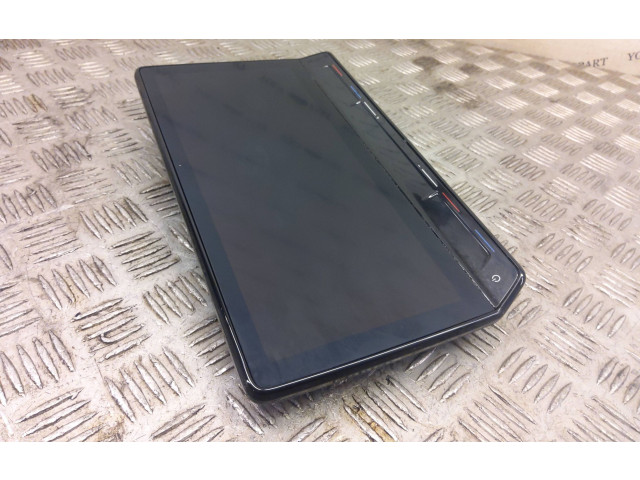 Дисплей    5fa919606b   Cupra Formentor