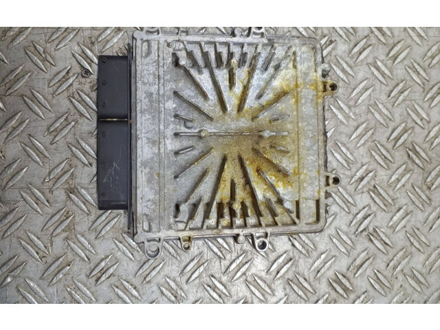 Блок управления двигателя P31303388, 0281015286   Volvo V70