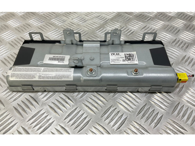 Подушка безопасности для колен 5G2880842C Skoda Octavia Mk3 (5E)