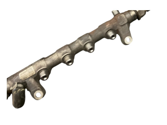 Топливная рампа 03L089N Audi A1 для двигателя Cay